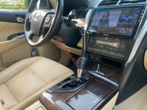 Xe Toyota Camry 2.0E 2015