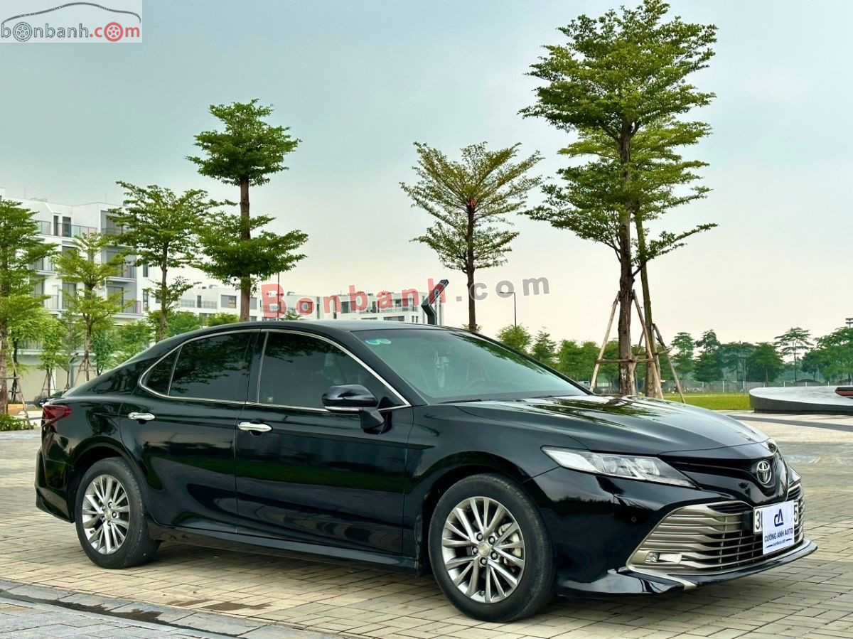 Toyota Camry 2.0G 2019