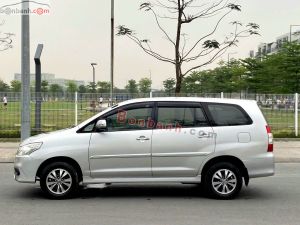 Xe Toyota Innova 2.0E 2016