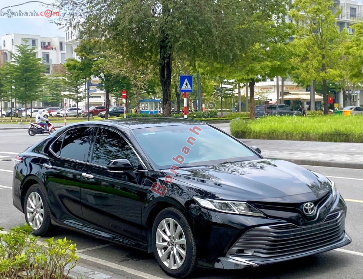 Toyota Camry 2.0G 2020