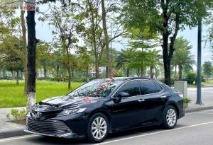 Xe Toyota Camry 2.0G 2020