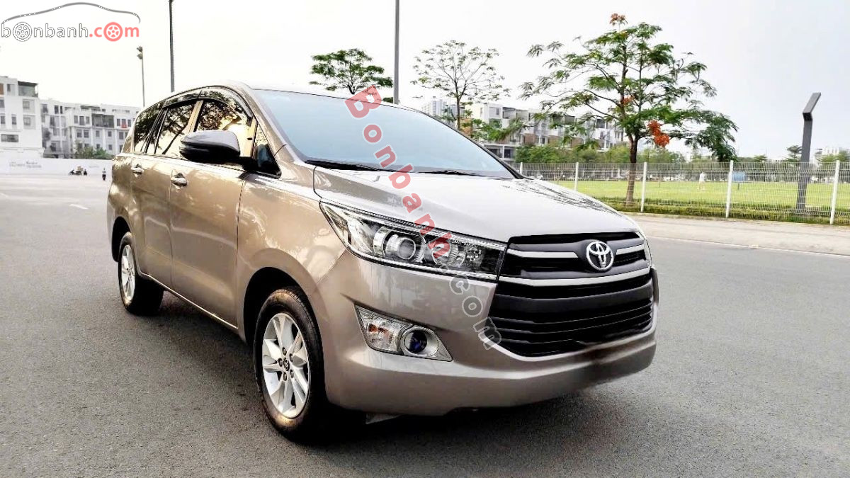 Toyota Innova 2.0E 2020