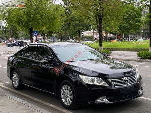 Xe Toyota Camry 2.0E 2012
