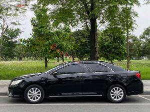 Xe Toyota Camry 2.0E 2012