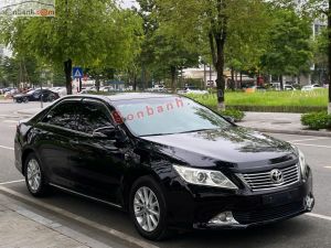 Xe Toyota Camry 2.0E 2013