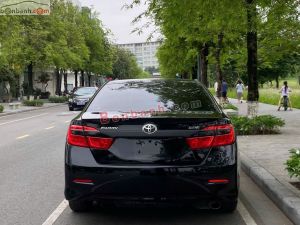Xe Toyota Camry 2.0E 2013
