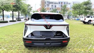 Xe VinFast VF7 Eco 2025