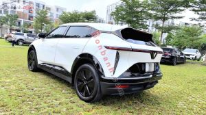 Xe VinFast VF7 Eco 2025