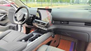 Xe VinFast VF7 Eco 2025