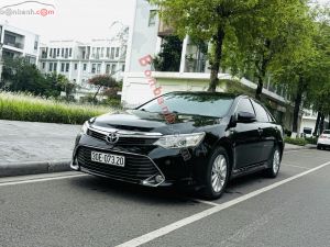 Xe Toyota Camry 2.0E 2016