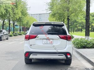 Xe Mitsubishi Outlander 2.0 CVT 2021