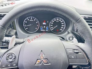 Xe Mitsubishi Outlander 2.0 CVT 2021