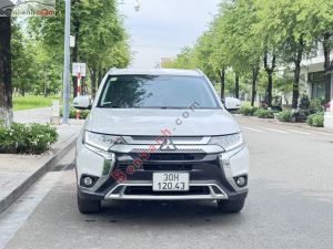 Xe Mitsubishi Outlander 2.0 CVT 2021