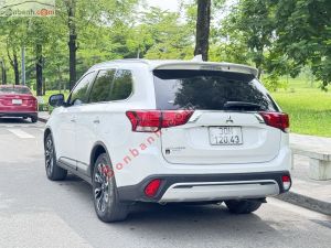 Xe Mitsubishi Outlander 2.0 CVT 2021